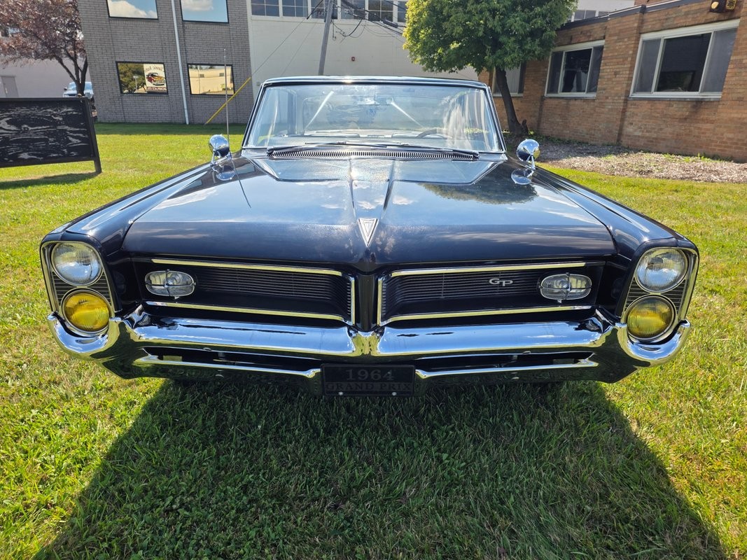 Pontiac-Grand-Prix-1964-18