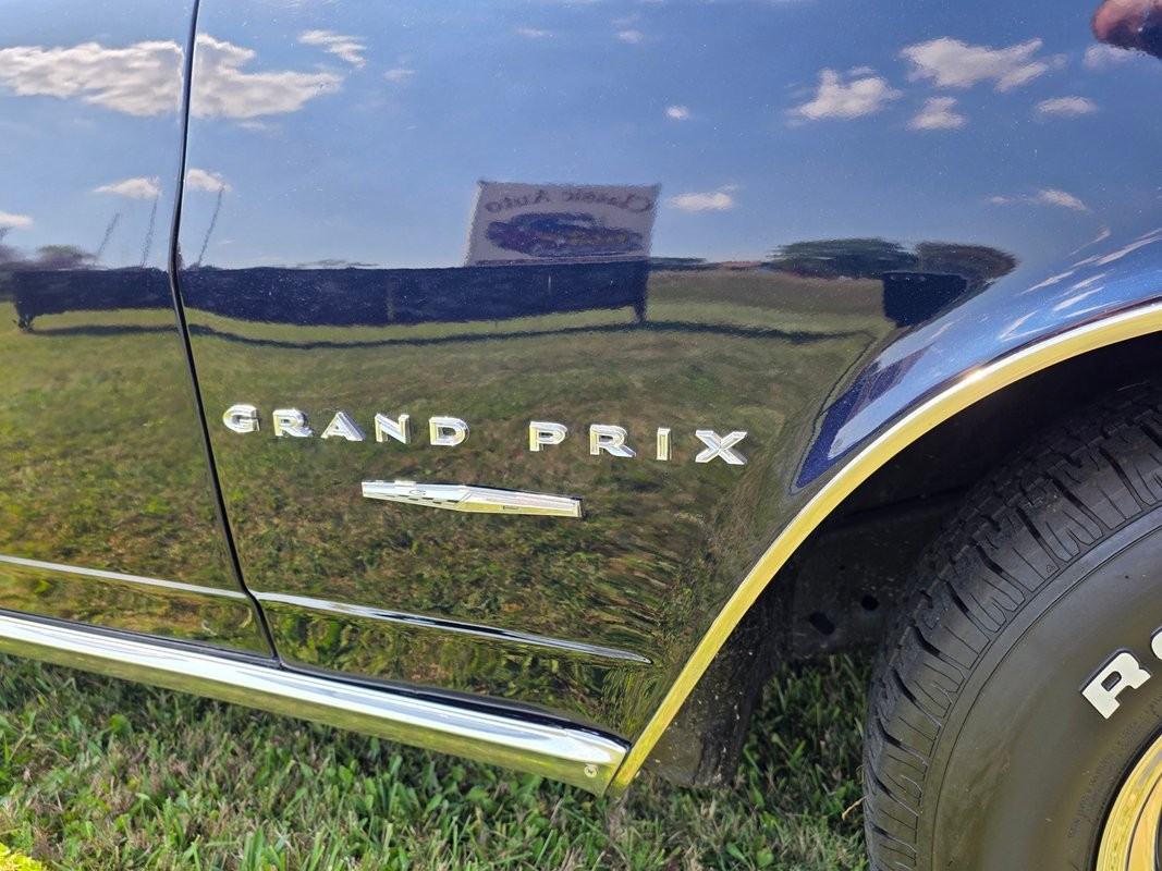 Pontiac-Grand-Prix-1964-21