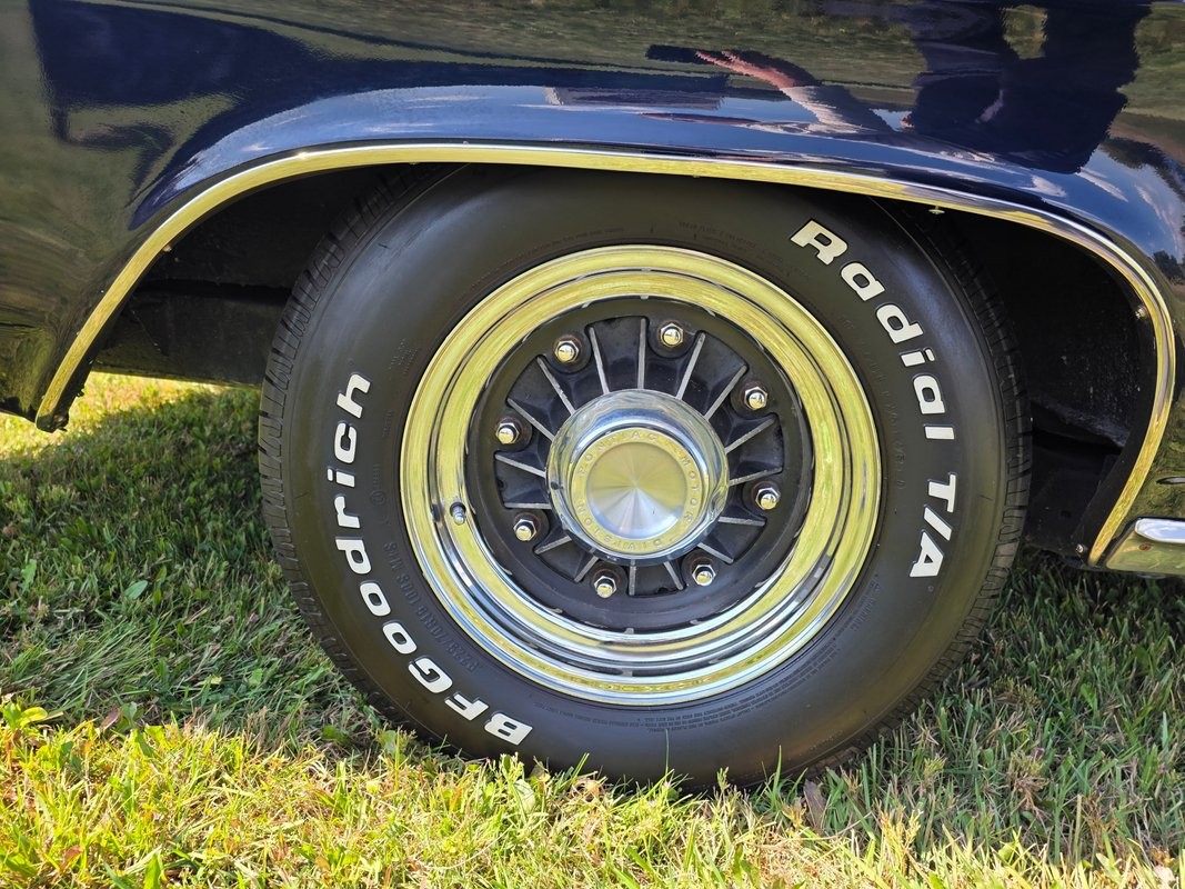 Pontiac-Grand-Prix-1964-36