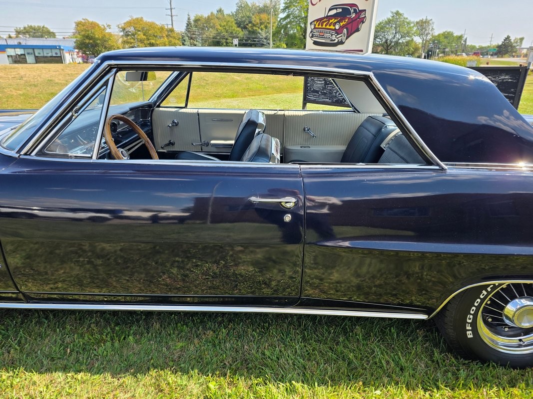 Pontiac-Grand-Prix-1964-8