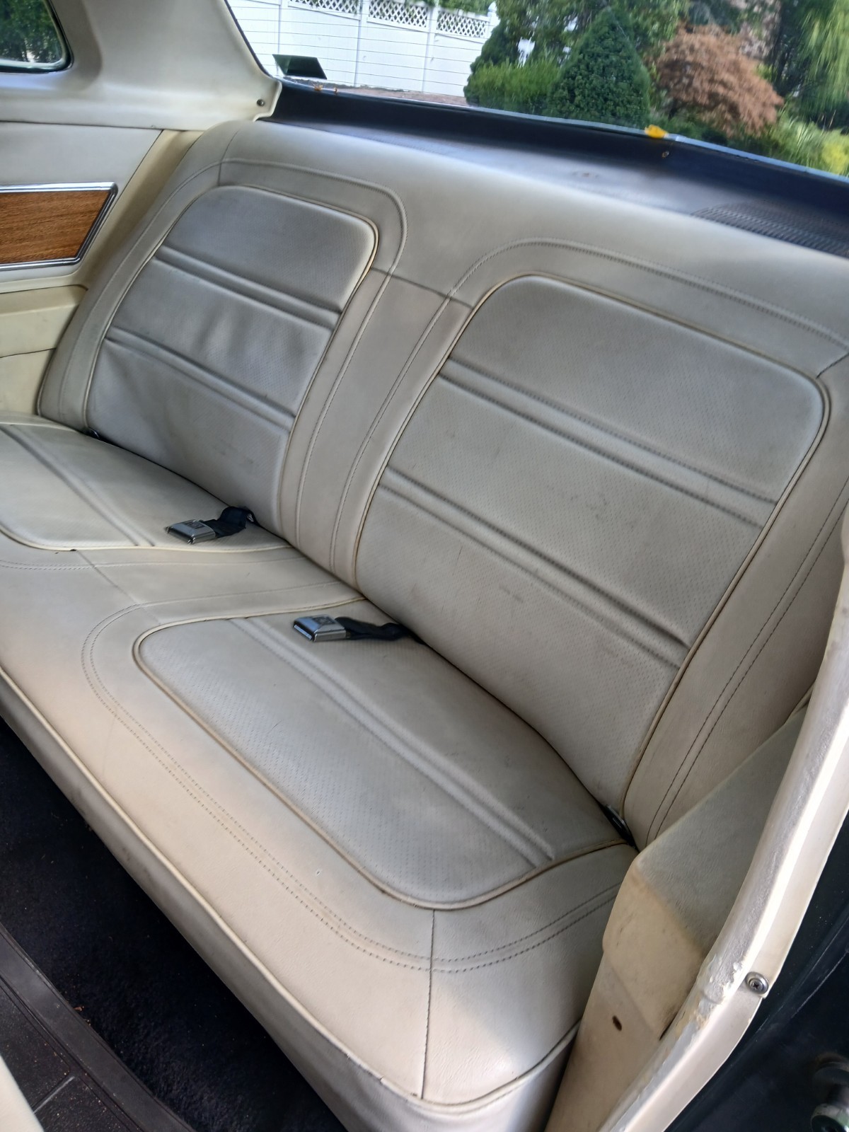 Pontiac-Grand-Prix-1974-Coupe-15