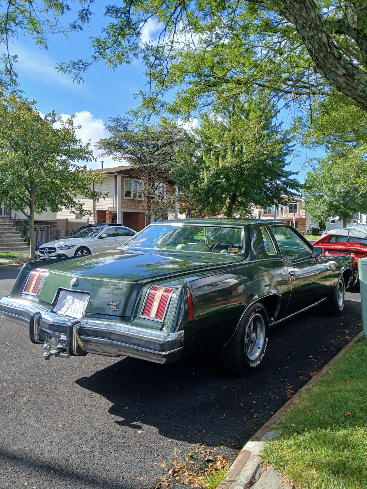 Pontiac-Grand-Prix-1974-Coupe-3