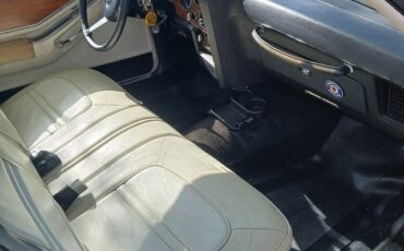 Pontiac-Grand-Prix-1974-Coupe-9