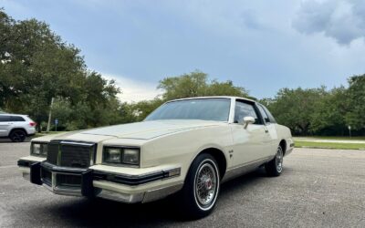 Pontiac Grand Prix 1983 Coupe