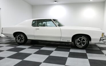 Pontiac-Grand-prix-1969-White-White-10