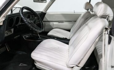 Pontiac-Grand-prix-1969-White-White-28