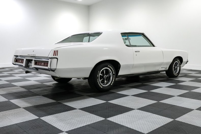 Pontiac-Grand-prix-1969-White-White-9