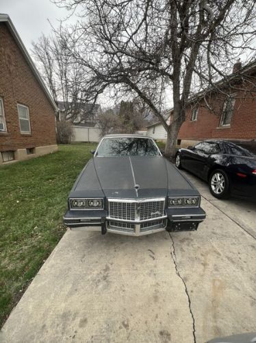 Pontiac-Grand-prix-1985-3