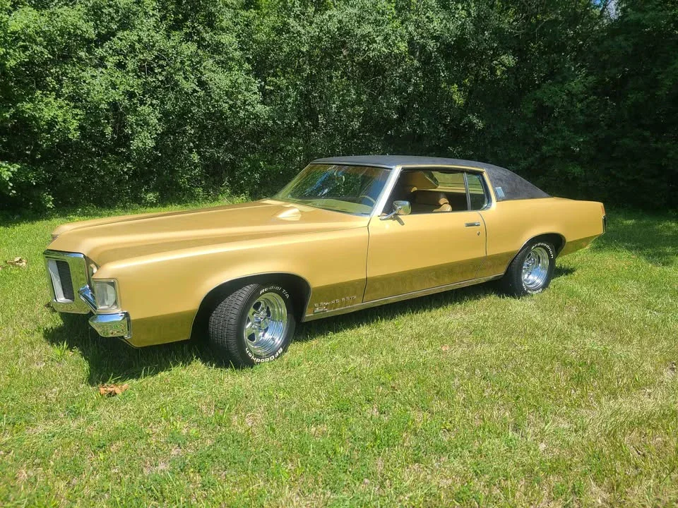 Pontiac-Grand-prix-coupe-1969-Gold-Gold-10