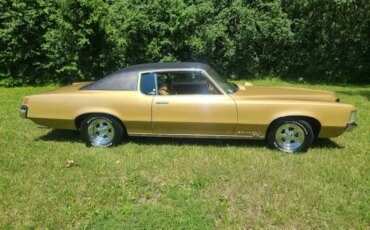Pontiac-Grand-prix-coupe-1969-Gold-Gold-13
