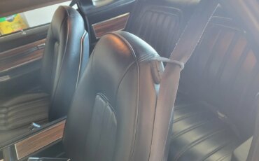 Pontiac-Grand-prix-sj-coupe-1977-Gold-Black-1