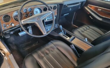 Pontiac-Grand-prix-sj-coupe-1977-Gold-Black-8