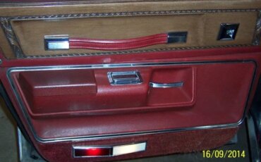 Pontiac-Grand-ville-1973-Black-Red-17