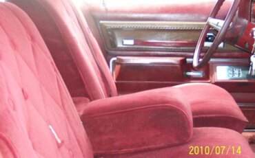 Pontiac-Grand-ville-1973-Black-Red-2