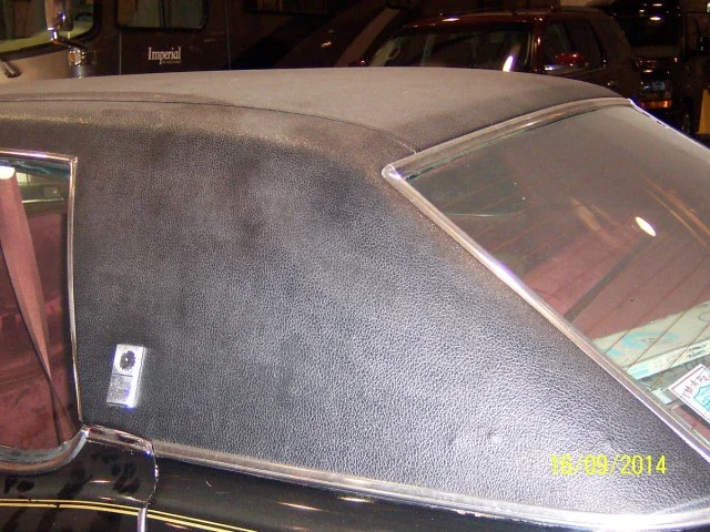 Pontiac-Grand-ville-1973-Black-Red-22