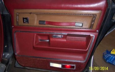 Pontiac-Grand-ville-1973-Black-Red-4