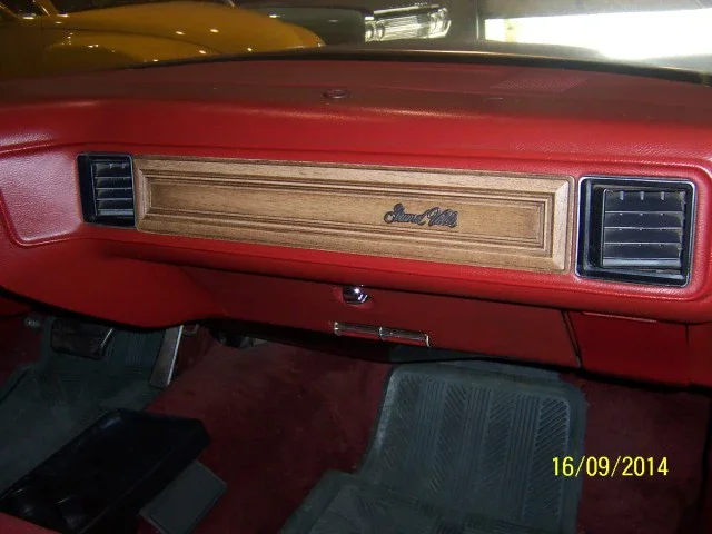 Pontiac-Grand-ville-1973-Black-Red-8