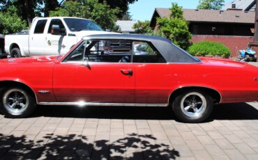 Pontiac-Gto-1964-Red-Black-11
