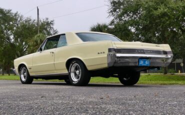 Pontiac-Gto-1965-Mayfair-Maize-Gold-28