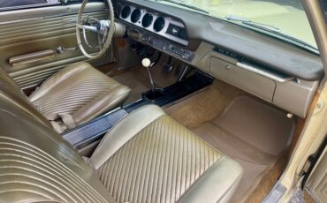 Pontiac-Gto-1965-Mayfair-Maize-Gold-4