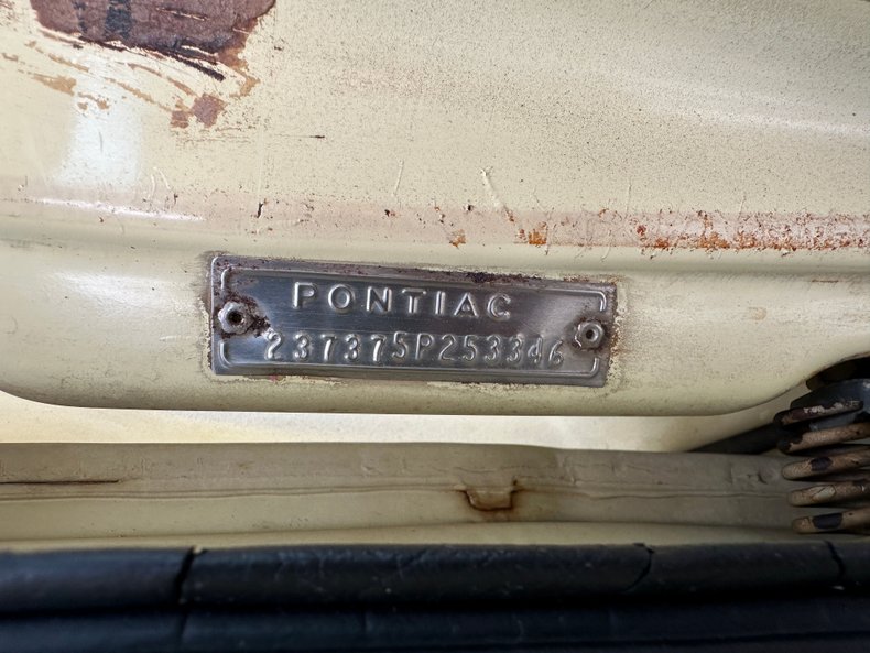 Pontiac-Gto-1965-Mayfair-Maize-Gold-41