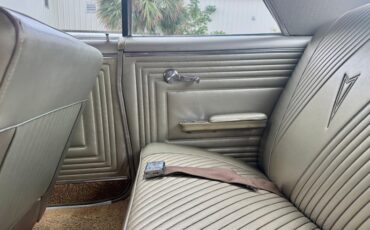 Pontiac-Gto-1965-Mayfair-Maize-Gold-47