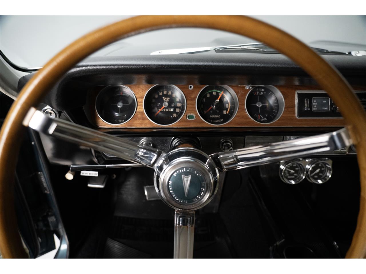 Pontiac-Gto-1965-Turquoise-Parchment-4