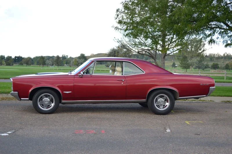 Pontiac-Gto-1966-Burgundy-1