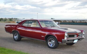 Pontiac-Gto-1966-Burgundy-10