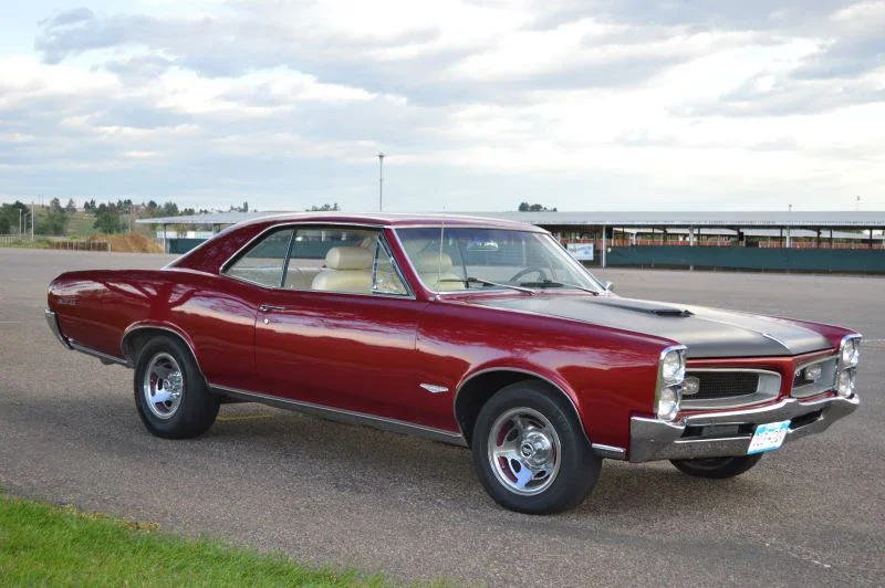 Pontiac-Gto-1966-Burgundy-10