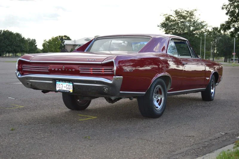 Pontiac-Gto-1966-Burgundy-11
