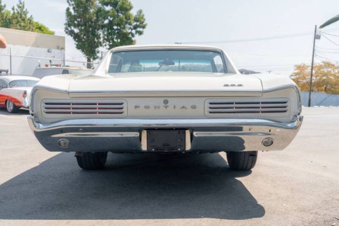 Pontiac-Gto-1966-White-14
