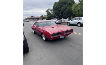 Pontiac-Gto-1968-Red-Black-7