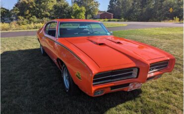 Pontiac-Gto-the-judge-1969-Carousel-Red-Black-3
