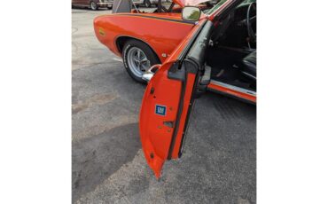 Pontiac-Gto-the-judge-1969-Carousel-Red-Black-5