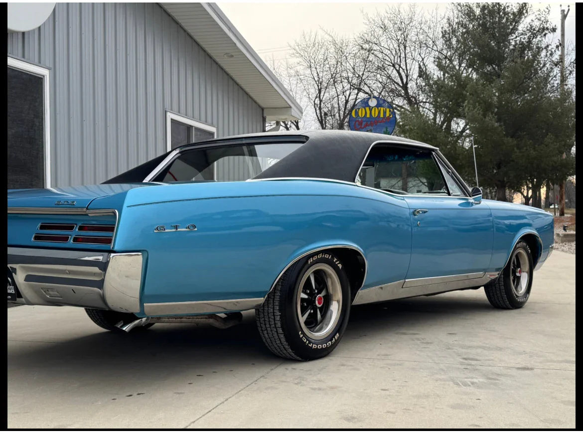 Pontiac-Le-mans-1967-Blue-Black-1