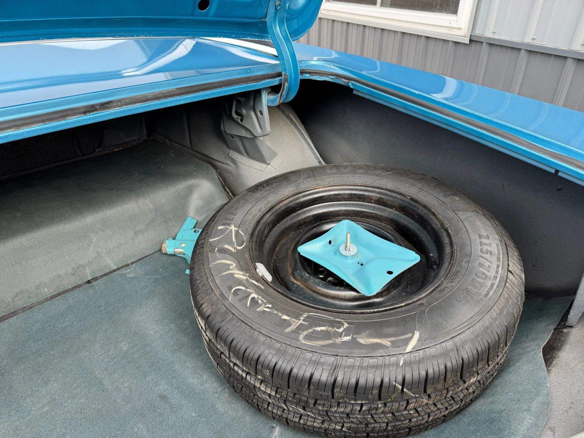 Pontiac-Le-mans-1967-Blue-Black-11