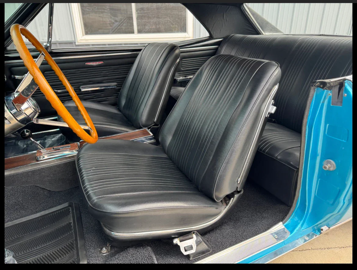 Pontiac-Le-mans-1967-Blue-Black-3