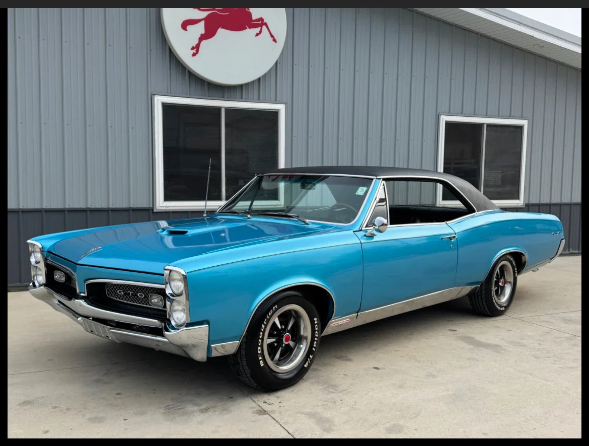 Pontiac-Le-mans-1967-Blue-Black-4