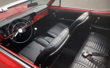 Pontiac-Lemans-1966-Red-Black-1