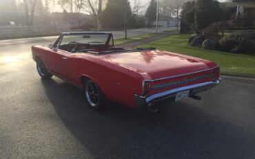 Pontiac-Lemans-1966-Red-Black-10