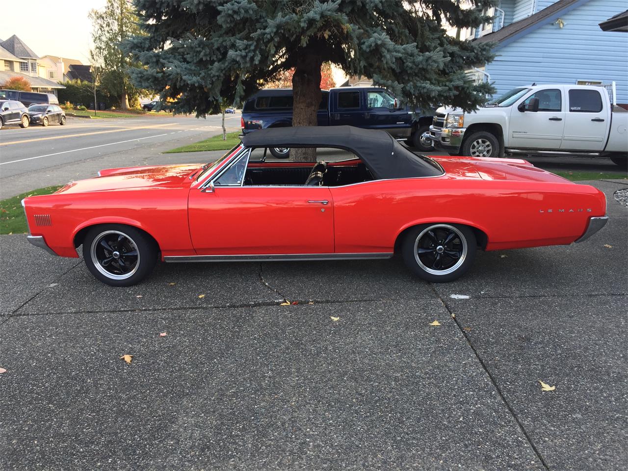 Pontiac-Lemans-1966-Red-Black-11