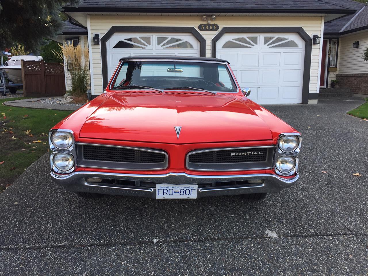 Pontiac-Lemans-1966-Red-Black-4