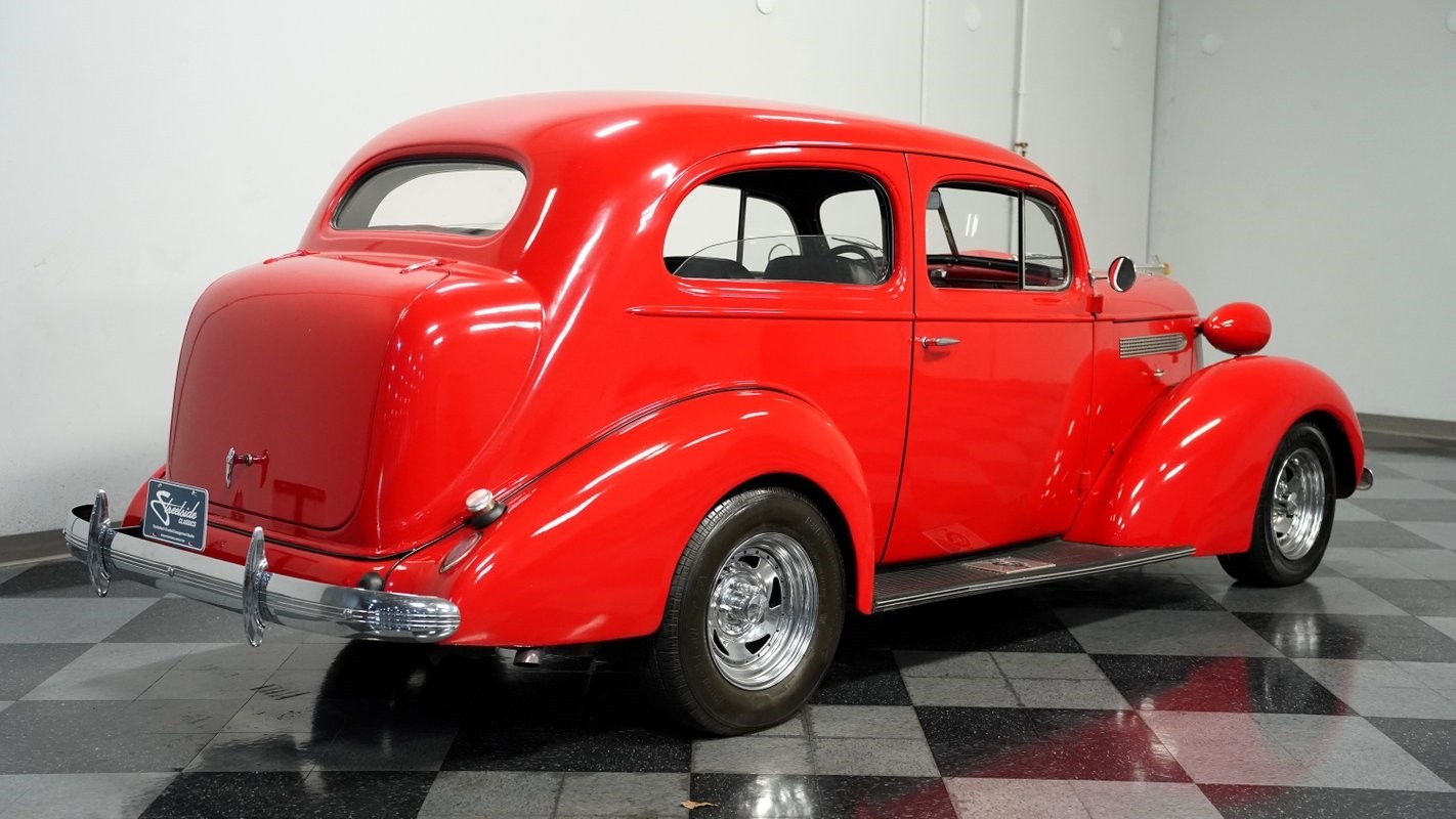 Pontiac-Master-Six-1936-Sedan-11