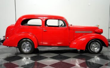 Pontiac-Master-Six-1936-Sedan-12