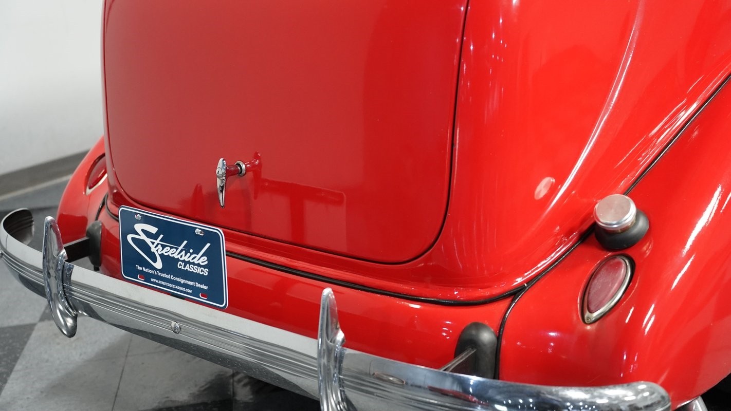Pontiac-Master-Six-1936-Sedan-21
