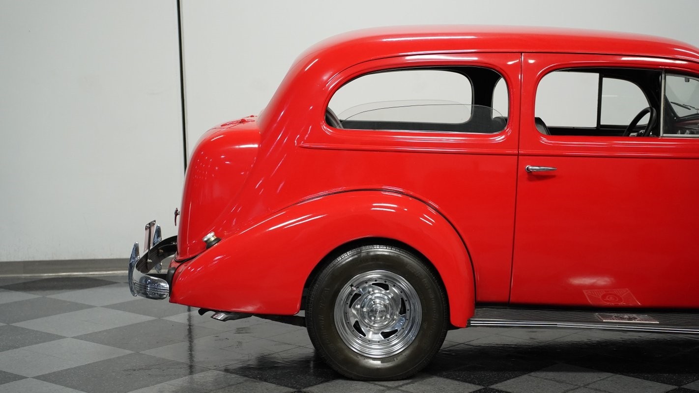 Pontiac-Master-Six-1936-Sedan-23