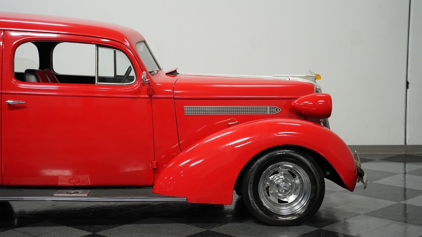 Pontiac-Master-Six-1936-Sedan-24