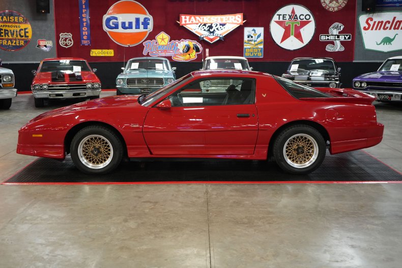 Pontiac-Other-1987-Red-Gray-1