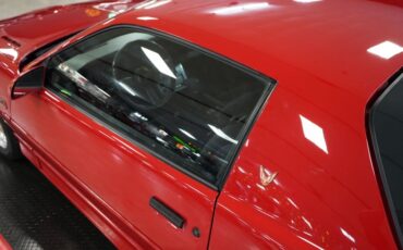 Pontiac-Other-1987-Red-Gray-2